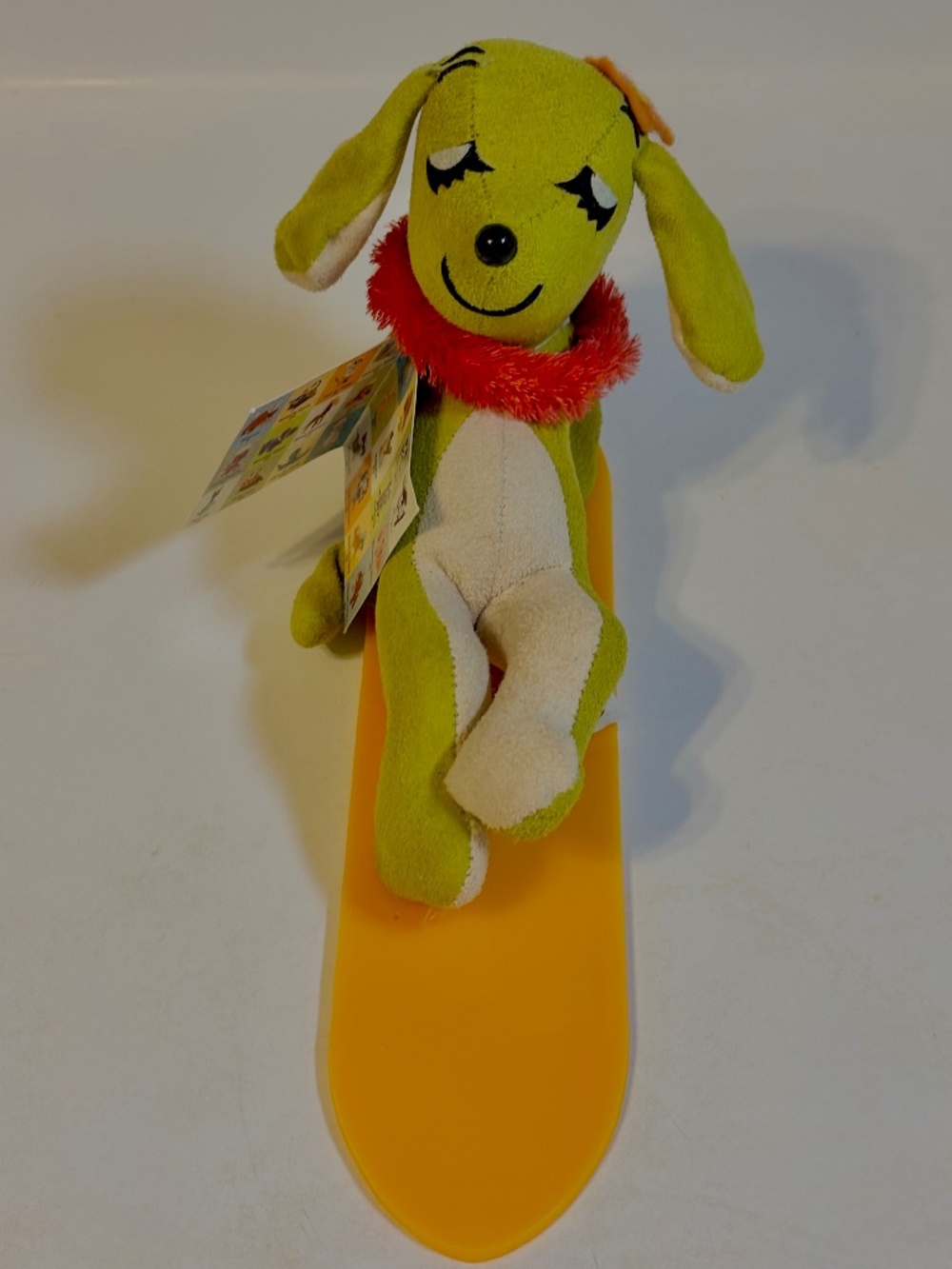 Vintage Dakin Dream Pets Plush Hawaiian Hound Dog on Surfboard Coastal w/ Tags